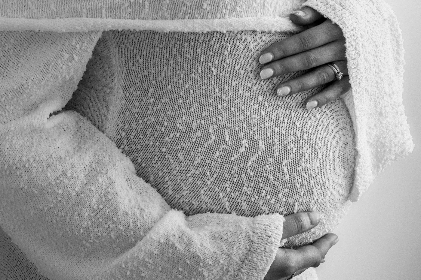 Monochrome maternity detail